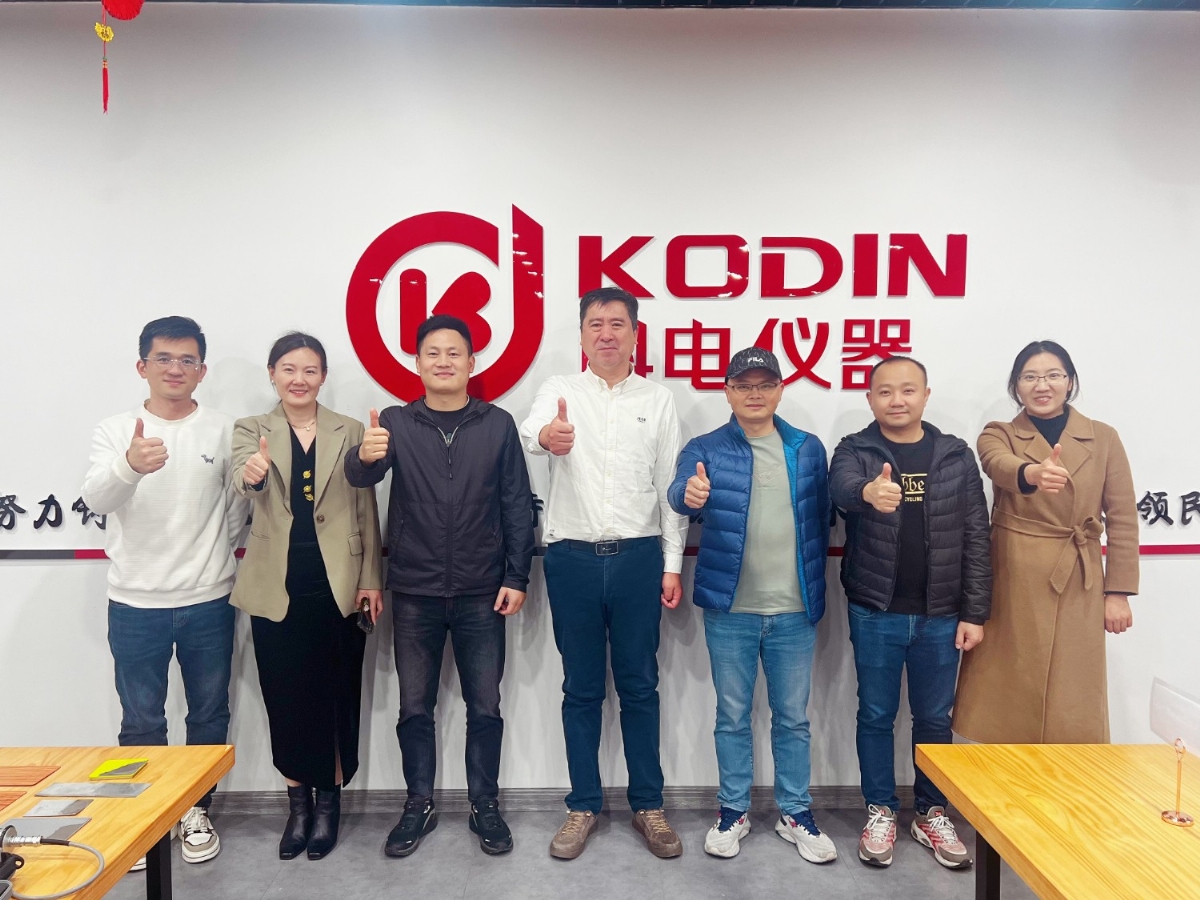 有朋自遠方來！廣州市邁梓普檢測儀器有限公司總代理一行來公司交流