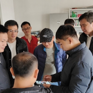 有朋自遠方來！廣州市邁梓普檢測儀器有限公司總代理一行來公司交流